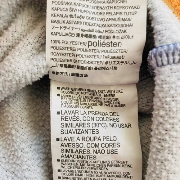 Under Armour Hoodie Blue Pull Over Hooded Sweatshirt with Pockets Size YMD Girls - Picture 14 of 15